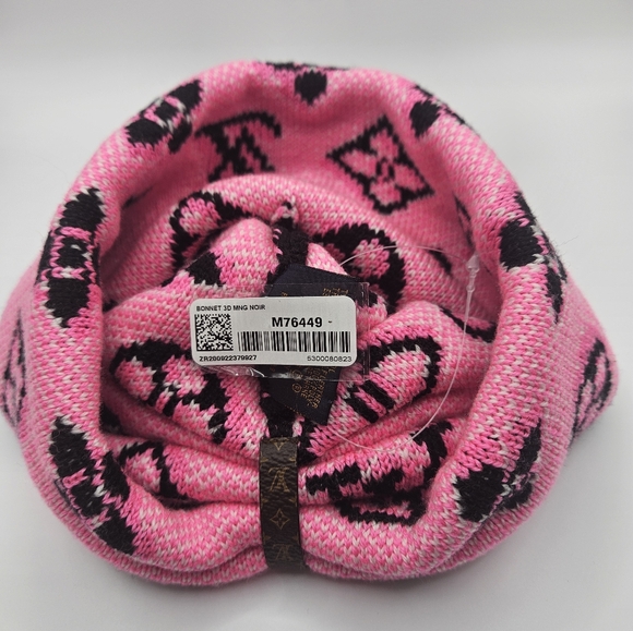 Louis Vuitton Pink Black Wool 3D Monogram Beanie NWT - Picture 8 of 17